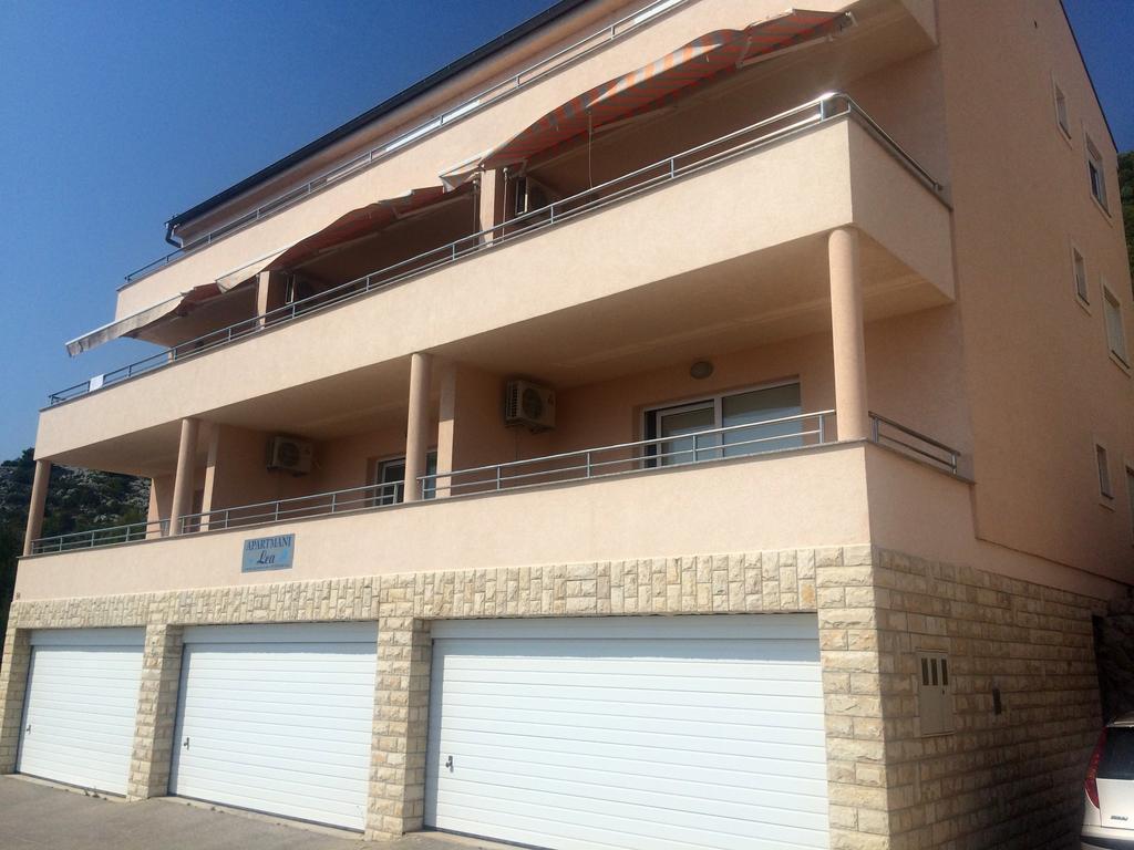 Lea Apartments Drage Buitenkant foto